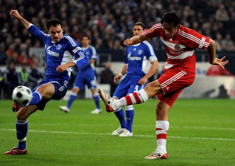 林诗栋：我没有让大家失望！胜利后亲吻胸前国旗