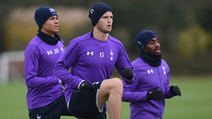 球队战术调整有效限制对手发挥