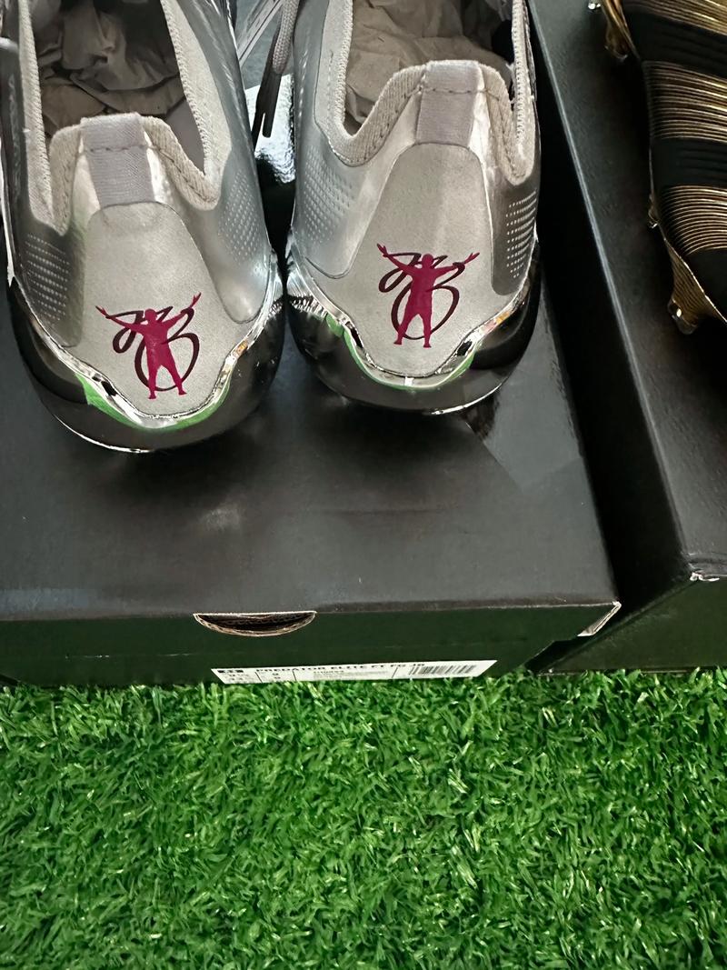 爱德华兹第三节7中5轰13分，带领森林狼追平比分