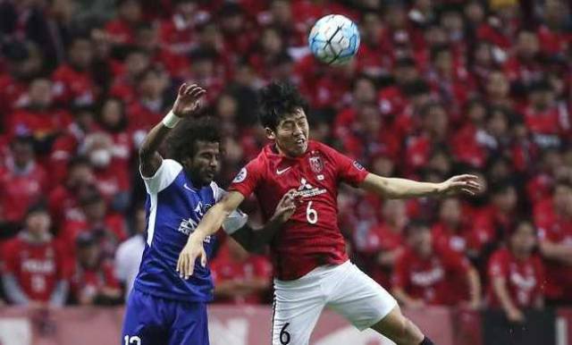 十人博洛尼亚0-0战平布兰，里科吉安尼斯染红