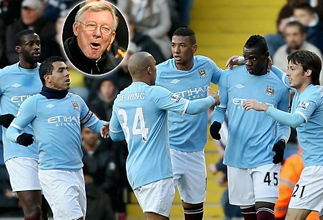 足球国足后防双塔表现稳固