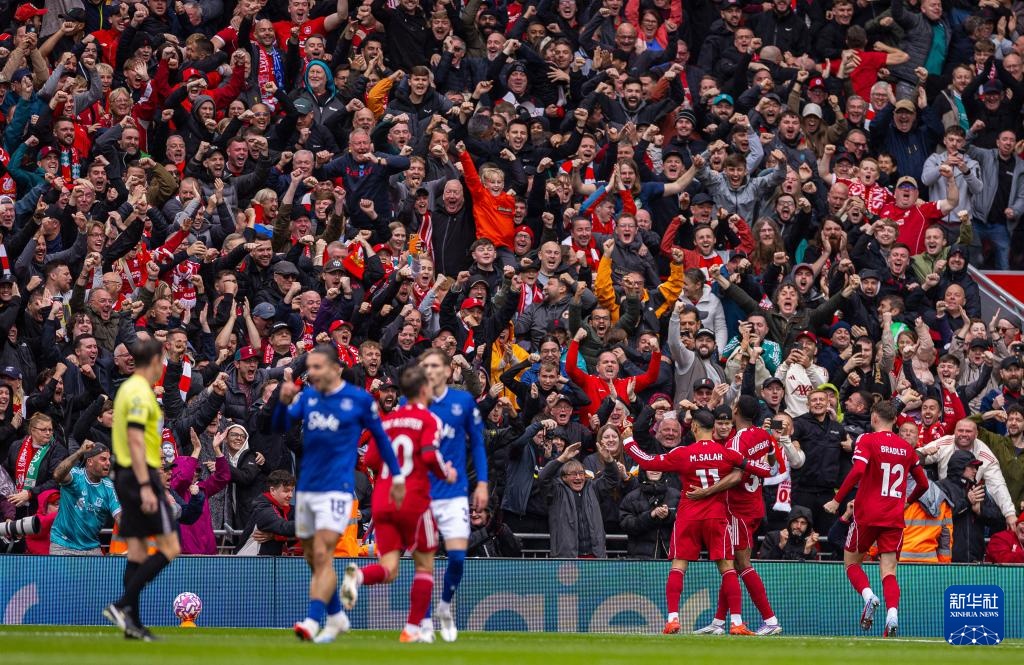 埃姆雷·詹：我们会在德甲和欧冠全力以赴，尽管德国杯止步令人失望